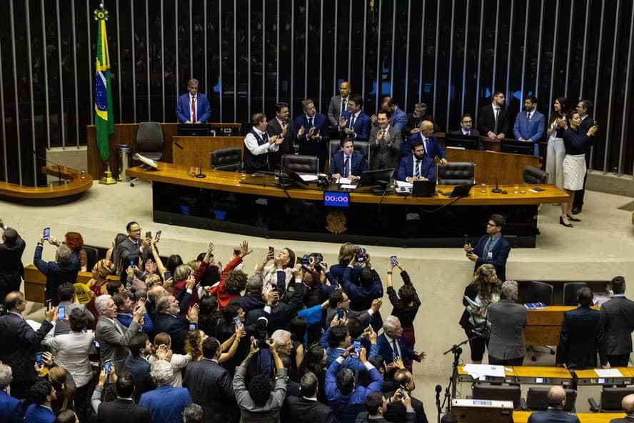 fim-da-isencao-dos-dividendos-quem-ganha-acima-de-rusd-50-mil-mes-precisa-agir-agora-veja-por-que